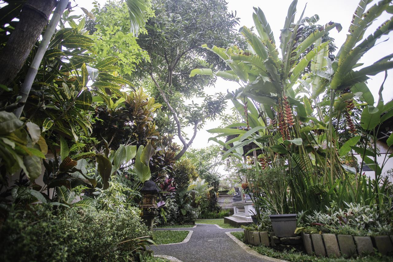 Gusti Kaler House Hotel Ubud  Bagian luar foto
