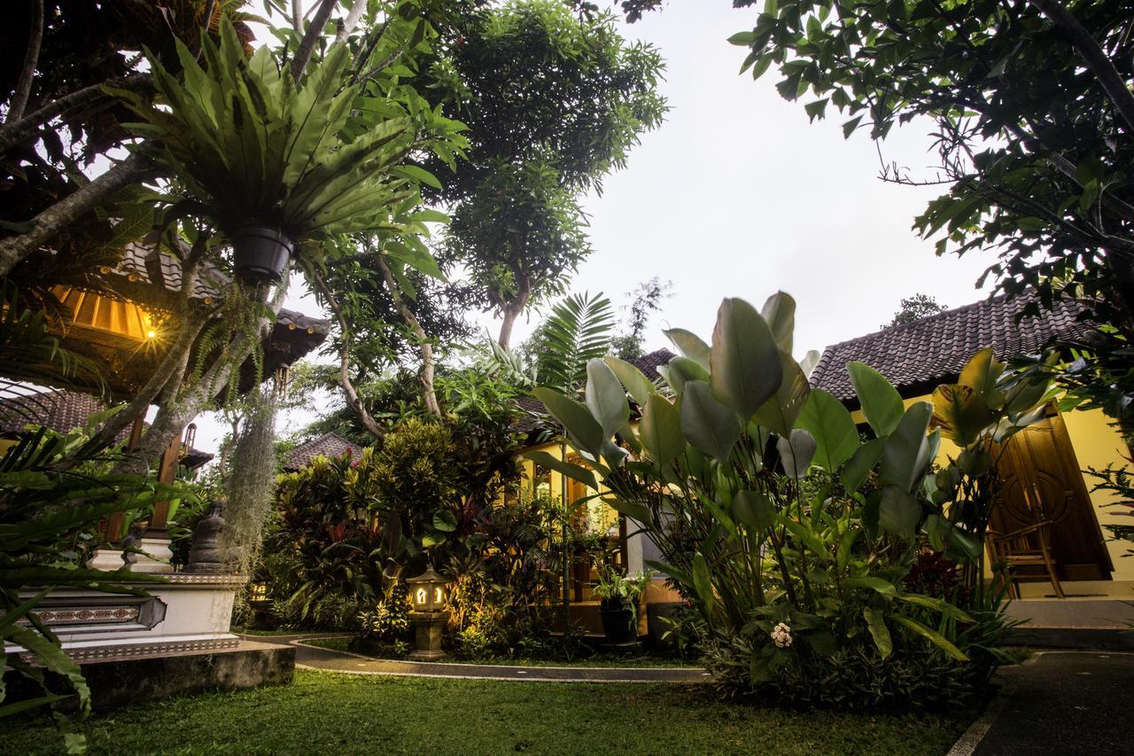 Gusti Kaler House Hotel Ubud  Bagian luar foto