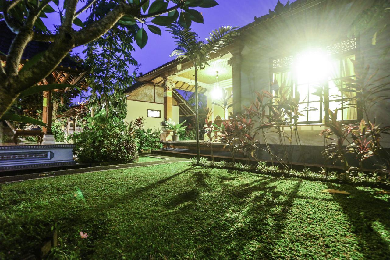 Gusti Kaler House Hotel Ubud  Bagian luar foto